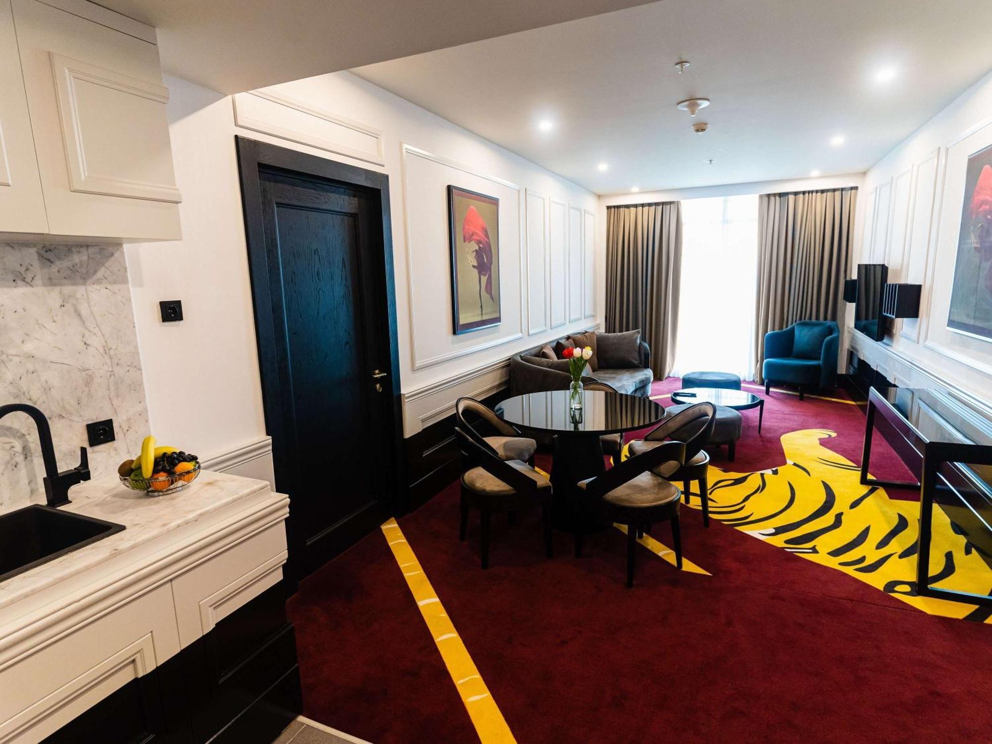 Mercure Baku City 외부 사진